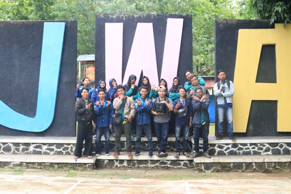 Tour Rahmi -2: Himatekno Mengadakan Tadabbur Alam