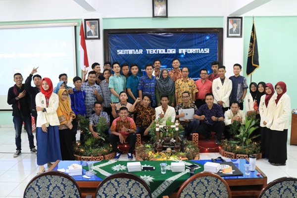 Seminar Hasil Penelitian Teknologi Informasi
